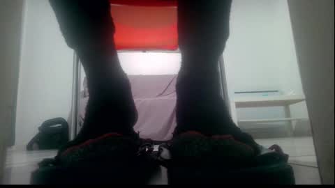 Snapshot of ssenzo chatting on 02-18-25, 08:25 ssenzo online show from 02-18-25, 08:25