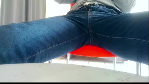 Snapshot of ssenzo chatting on 02-26-25, 02:46 ssenzo online show from 02-26-25, 02:46