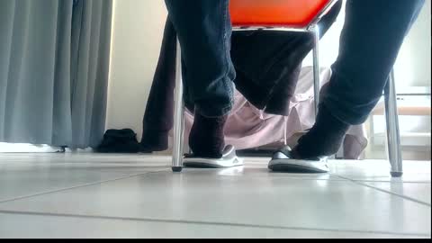 Snapshot of ssenzo chatting on 12-15-25, 09:35 ssenzo online show from 12-15-25, 09:35