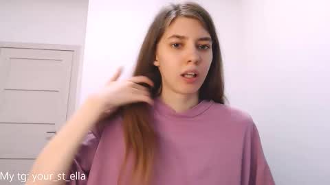 Snapshot of st_ella chatting on 02-28-26, 03:24 Ella online show from 02-28-26, 03:24