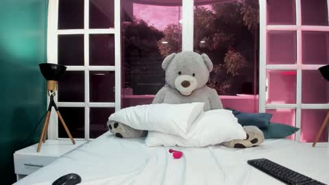 STAAR HOT online show from 11-10-25, 12:26