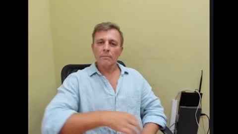 Snapshot of stacattoff chatting on 09-08-25, 03:33 stacattoff online show from 09-08-25, 03:33