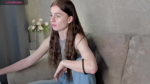 Stacey GMT5 Mo Tu We Th Fr Sa 3am -10am online show from 12-13-24, 04:33