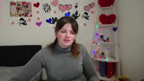 Stacey online show from 02-18-25, 06:37