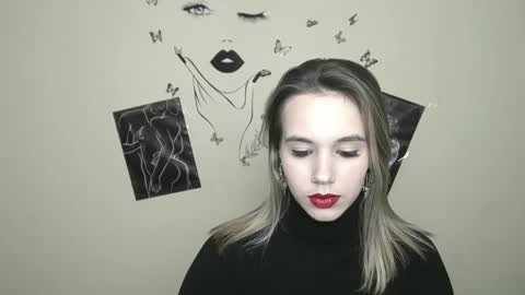 Snapshot of stacy_gr chatting on 01-19-25, 04:04 Stacy online show from 01-19-25, 04:04
