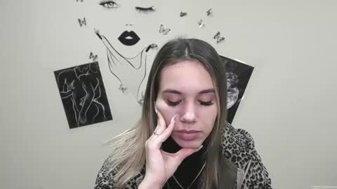 Snapshot of stacy_gr chatting on 01-21-25, 10:30 Stacy online show from 01-21-25, 10:30