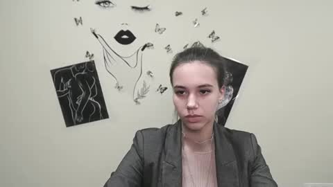 Snapshot of stacy_gr chatting on 01-22-25, 11:23 Stacy online show from 01-22-25, 11:23