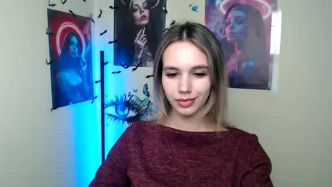 Snapshot of stacy_gr chatting on 09-28-25, 01:49 Stacy online show from 09-28-25, 01:49
