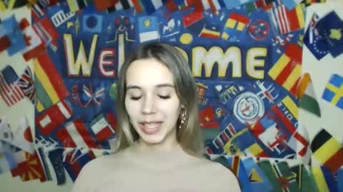 Snapshot of stacy_gr chatting on 10-17-25, 01:35 Stacy online show from 10-17-25, 01:35