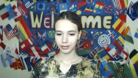 Snapshot of stacy_gr chatting on 10-19-25, 12:17 Stacy online show from 10-19-25, 12:17