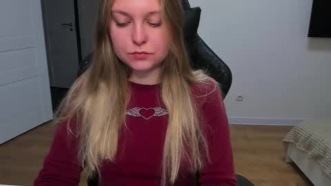 Stacy  online show from 12-16-25, 10:53