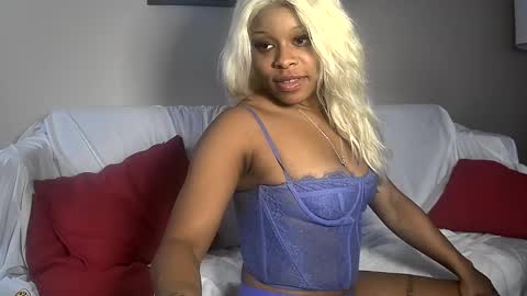 Snapshot of stacy_sworld chatting on 10-26-25, 02:06 Stacy online show from 10-26-25, 02:06