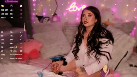 StacyCakes online show from 10-11-25, 04:22