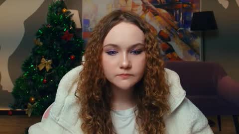 Snapshot of stacyroller chatting on 02-16-26, 06:59 Violet online show from 02-16-26, 06:59