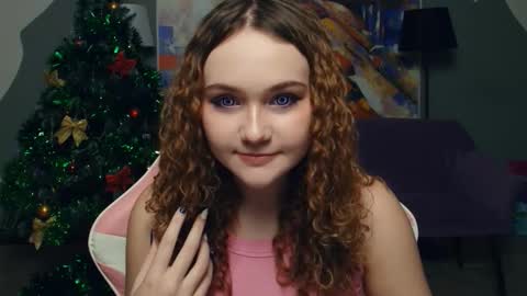 Snapshot of stacyroller chatting on 02-23-26, 06:38 Violet online show from 02-23-26, 06:38