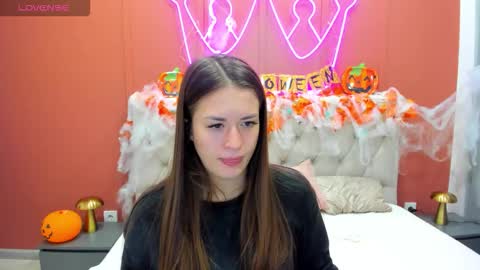 Stacy online show from 10-26-25, 02:06