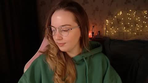 Alice online show from 12-24-24, 01:06