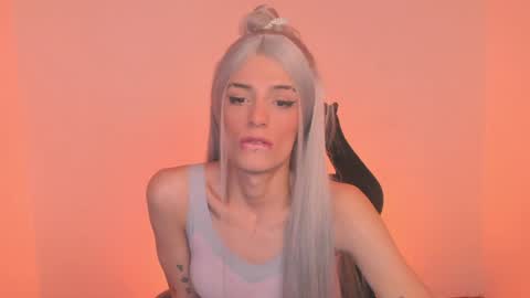 Snapshot of star_storm chatting on 01-10-25, 05:47 star_storm online show from 01-10-25, 05:47