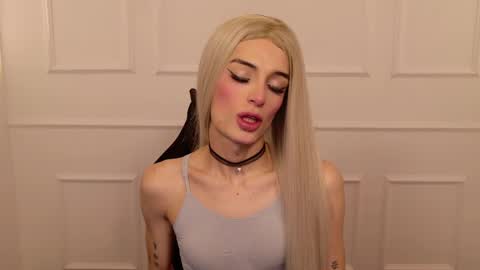 Snapshot of star_storm chatting on 02-14-25, 08:31 star_storm online show from 02-14-25, 08:31