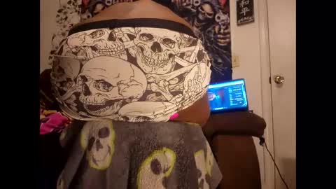 Snapshot of stargaizer78 chatting on 03-05-25, 09:05 BAD BOY STAR online show from 03-05-25, 09:05