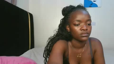 lia online show from 12-17-25, 06:30