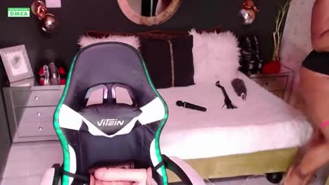 Welcome Im VICTORIA  Your love is my passion activate my love and moaning with your tips and enjoy with me online show from 09-14-25, 01:38