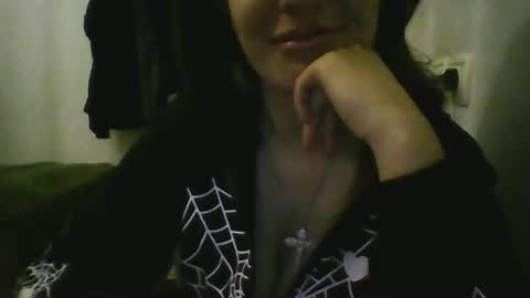 starlesseyes online show from 01-06-25, 04:02