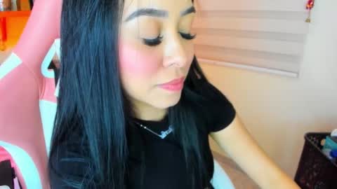 Snapshot of starlie_ chatting on 10-01-25, 01:55 Alisson  online show from 10-01-25, 01:55