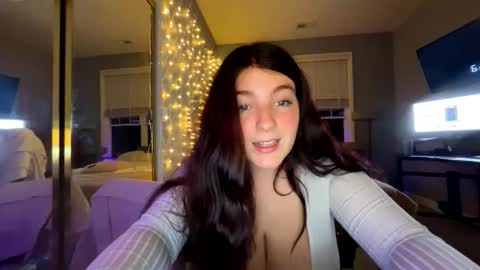 Snapshot of starlight09102 chatting on 11-05-25, 11:49 Starlight online show from 11-05-25, 11:49