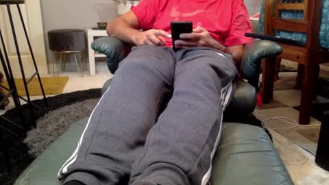 Starpizzle online show from 10-21-25, 07:25