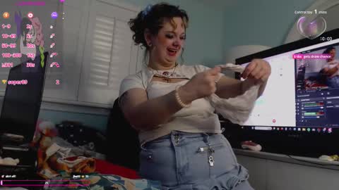 Saturn online show from 11-21-25, 03:49