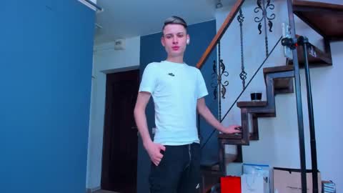 STAS online show from 02-13-25, 02:45