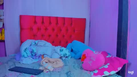 Snapshot of stassiebell chatting on 02-09-26, 06:39 stassiebell online show from 02-09-26, 06:39