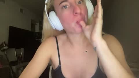 Stassiethatsororitygirl online show from 01-19-26, 10:52