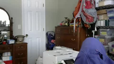 Snapshot of stasw20 chatting on 01-15-25, 09:30 stasw20 online show from 01-15-25, 09:30