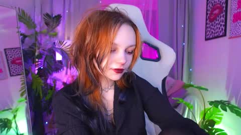 MONICA online show from 10-21-25, 01:56