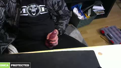 Snapshot of stechistech chatting on 12-19-24, 09:40 stechistech online show from 12-19-24, 09:40