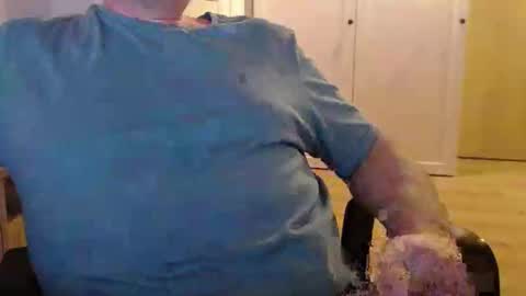 Snapshot of stefan2580 chatting on 01-09-25, 07:08 Stefan online show from 01-09-25, 07:08