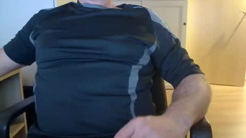 Snapshot of stefan2580 chatting on 11-09-25, 05:50 Stefan online show from 11-09-25, 05:50