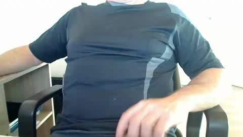 Snapshot of stefan2580 chatting on 11-12-25, 07:53 Stefan online show from 11-12-25, 07:53