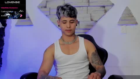 Snapshot of stefan_wonder_ chatting on 12-30-24, 10:34 Wonder online show from 12-30-24, 10:34