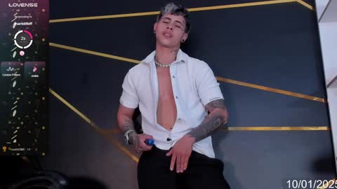 Snapshot of stefan_wonder_ chatting on 01-10-25, 11:08 Wonder online show from 01-10-25, 11:08