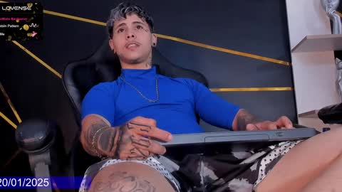 Snapshot of stefan_wonder_ chatting on 01-20-25, 02:46 Wonder online show from 01-20-25, 02:46