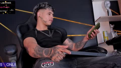 Snapshot of stefan_wonder_ chatting on 01-24-25, 08:22 Wonder online show from 01-24-25, 08:22