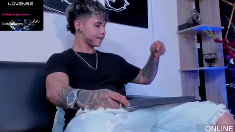 Snapshot of stefan_wonder_ chatting on 02-16-25, 09:59 Wonder online show from 02-16-25, 09:59