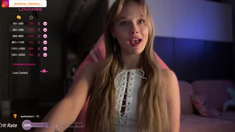 Snapshot of stefanie_collins chatting on 01-28-25, 08:26 Stefanie online show from 01-28-25, 08:26