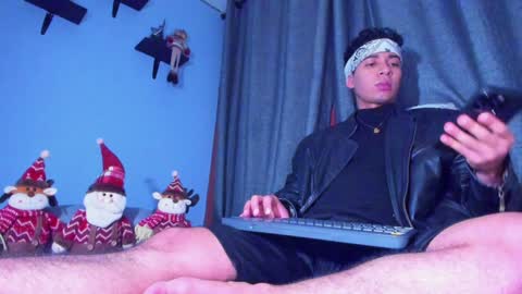 Stefann Salvatore online show from 12-30-24, 12:22