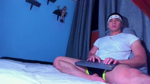 Stefann Salvatore online show from 01-21-25, 07:04