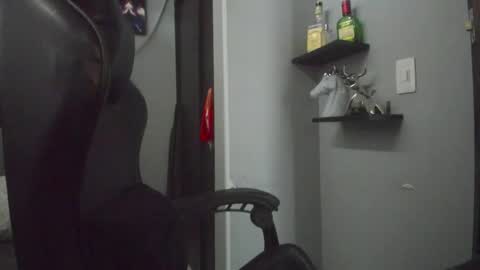 Stefann Salvatore online show from 11-30-25, 05:50