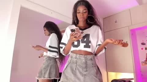 stefannyevans_ online show from 11-21-25, 12:59